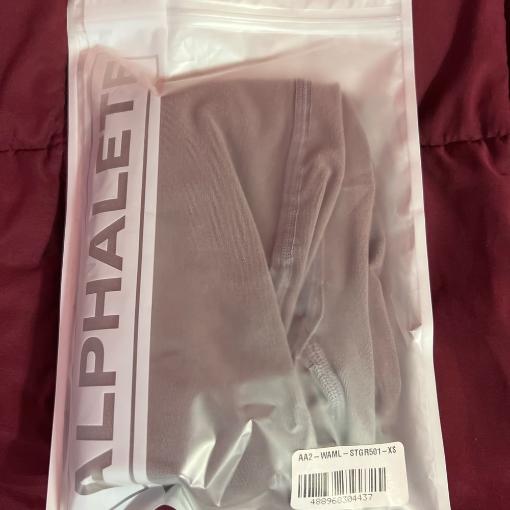 Alphalete amplify leggings